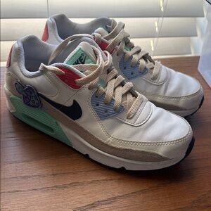 Nike air max 90 LTRSE patches kids size 5Y White DZ 2888–100